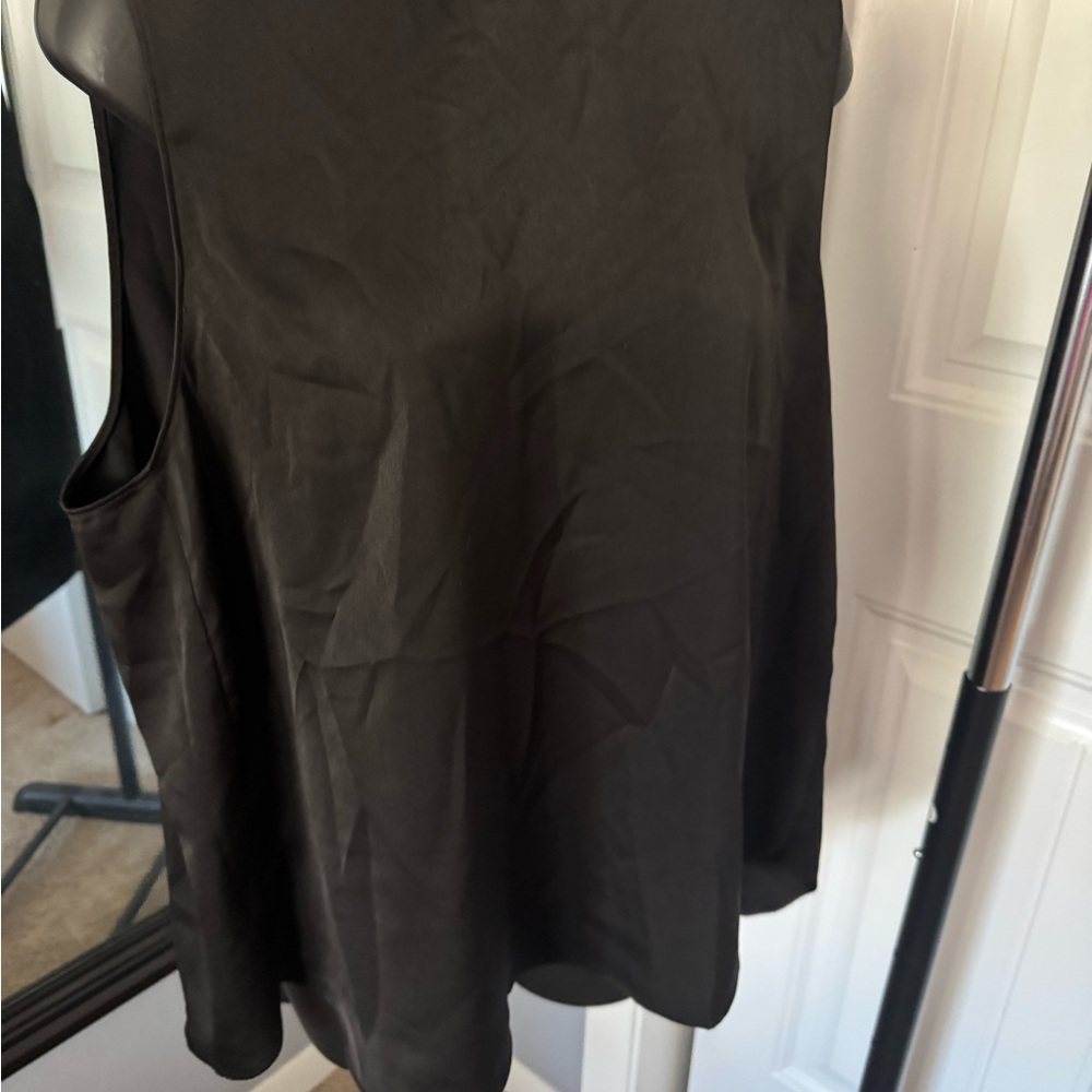 Black Sleeveless Women's Top